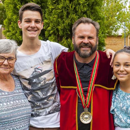 Ian Hongell & family